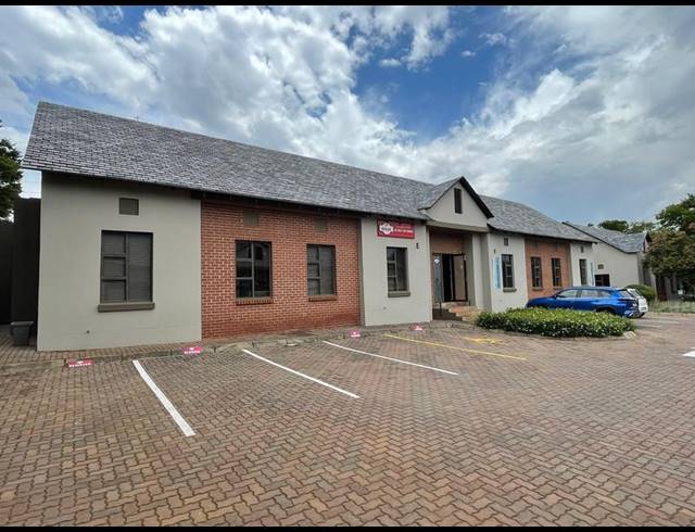 BUSINESS PROPERTY TO RENT IN ELDORAIGNE